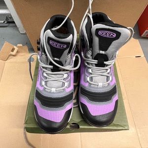KEEN Women's Tempo Flex Mid Height Lightweight WP Hiking Boot size 8.5 Violet